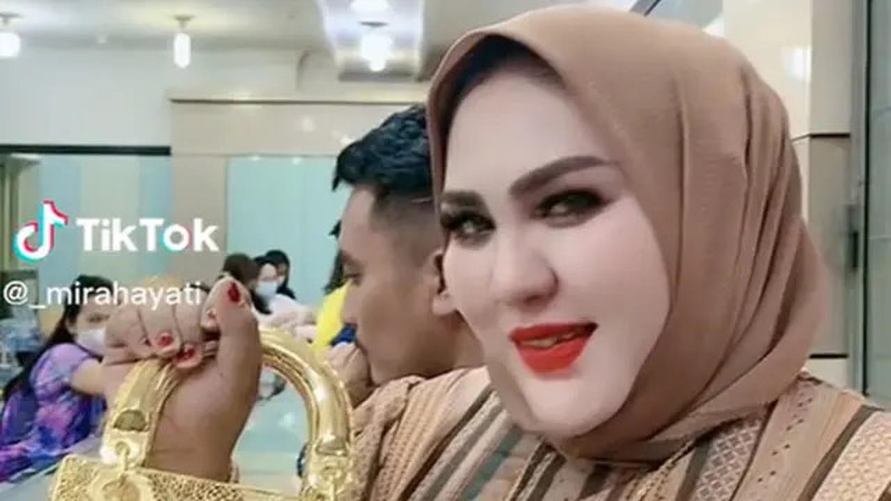 Sosok Dokter Detektif yang Kembali Dikaitkan dengan Mira Hayati, Tegas Lawan Skincare Ilegal