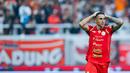 Pemain Persija Jakarta, Bruno Tubarao, tampak kecewa setelah dipaksa bermain imbang 1-1 dengan Bali United dalam lanjutan BRI Super League 2025/2026 di Jakarta International Stadium (JIS), Minggu (14/9/2025) malam WIB. (Bola.com/M Iqbal Ichsan)