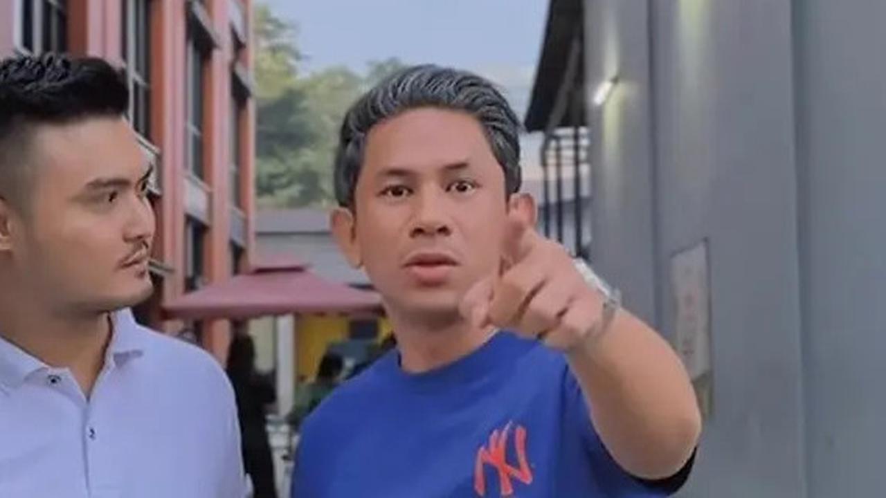 Masih Ingat Aji Yusman Pesinetron 'Inikah Rasanya'? Kini Jadi Penjual Mainan dan Kerja Serabutan Demi Menyambung Hidup