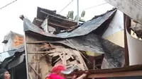 Detik-Detik Angin Kencang Terjang Cikole Sukabumi, Satu Keluarga Kehilangan Tempat Tinggal dan Butuh Bantuan