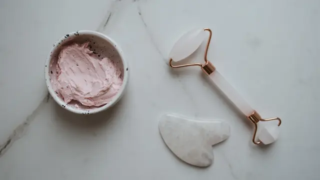 Cara Mengatasi Kulit Leher Menghitam dengan Bahan Alami