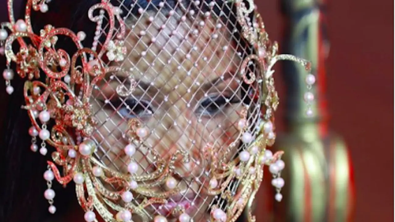 [Bintang] Topeng Nikcy Minaj