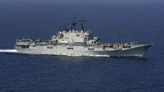 Kapal indukGiuseppe Garibaldi, dari Italia. Kapal tersebut akan menjadi kapal induk pertama Indonesia, yang didapatkan melalui hibah. (Foto: AFP/MARCELLO PATERNOSTRO)