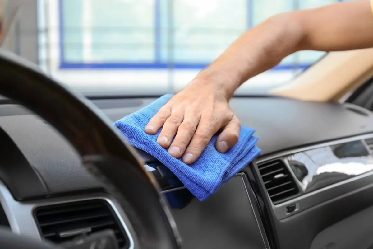 interior cleaner mobil