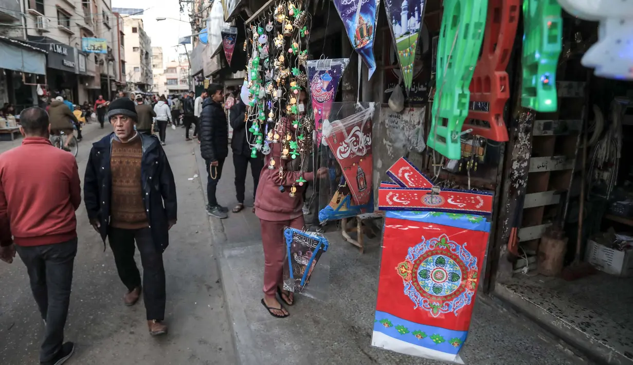 Jelang Ramadan, warga di Jalur Gaza masih menantikan rencana gencatan senjata sementara antara Israel dan milisi Hamas. (Foto: AFP)