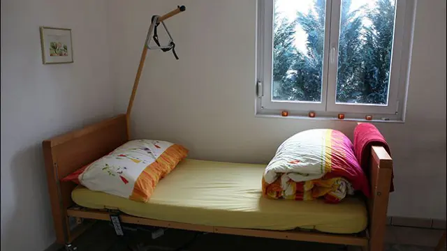 Klinik bunuh diri 3