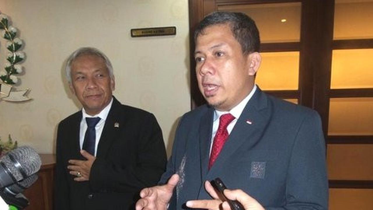 Fahri Hamzah: Tak semudah itu hukum mati koruptor, koruptor itu apa?