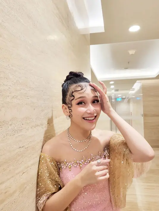 (Instagram/ayutingting92)