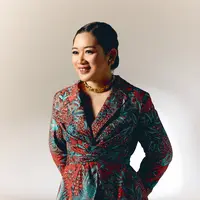Lika-Liku Amanda Hartanto Jaga Eksklusivitas Batik Lewat Busana Modern