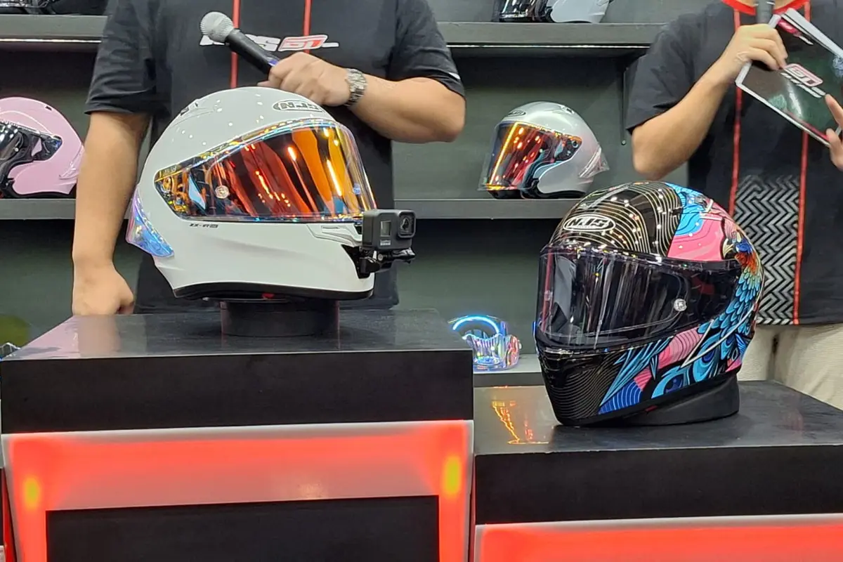 Pilihan Helm untuk Pemotor yang Doyan Bikin Vlog (Arief A/Liputan6.com)