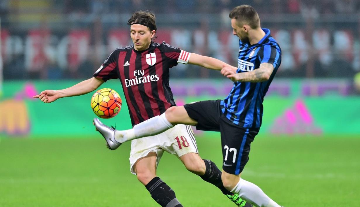 Sejak awal musim 2018, Montolivo belum pernah diberikan kesempatan bermain. Namun klub papan tengah Serie A sudah mulai memberikan sinyal ingin mendapatkan jasa pemain timnas Italia tersebut. (AFP/Giuseppe Cacace)