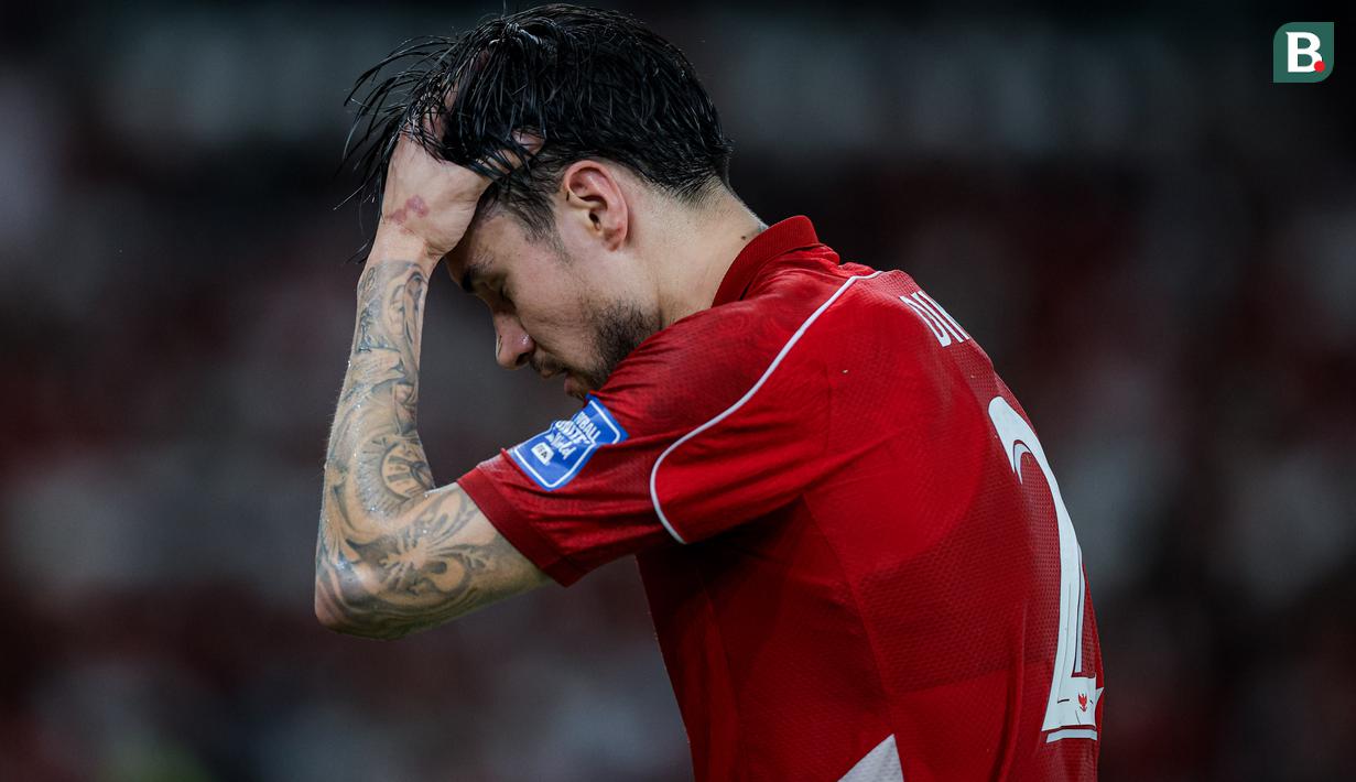 <p>Kevin Diks tampil solid ketika Timnas Indonesia membungkam Bahrain dengan skor 1-0 pada laga kedelapan putaran ketiga Grup C kualifikasi Piala Dunia 2026 di Stadion Utama Gelora Bung Karno, Jakarta, Selasa (25/3/2025) malam WIB. (Bola.com/Bagaskara Lazuardi)</p>