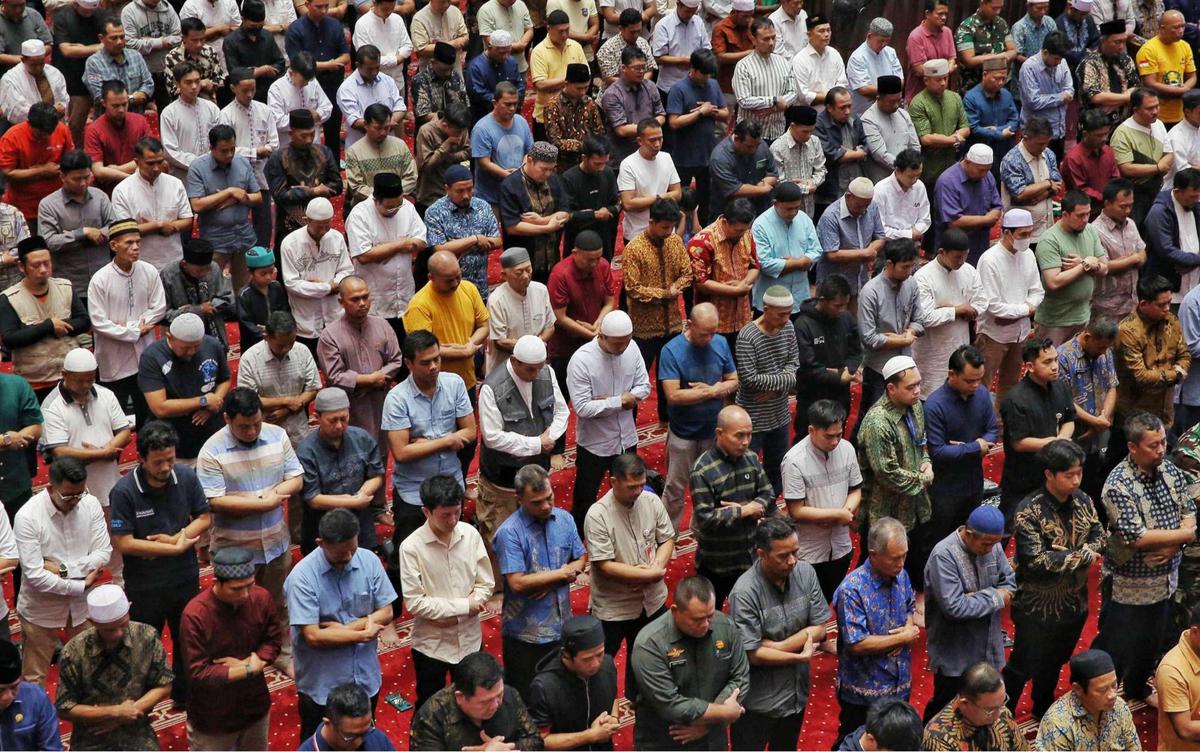 Salat Jumat pertama Ramadan 1446 Hijriah di Masjid Istiqlal
