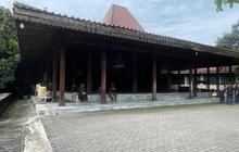 Jenazah Dalang Ki Anom Suroto Dimakamkan di Pemakaman Keluarga Klaten