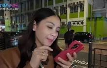 Trik Sultan Andara, Nagita Slavina Naik Taksi Murah saat Liburan di Hong Kong
