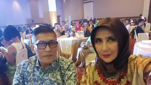 [Bintang] Yatie Octavia dan Pangky Suwito