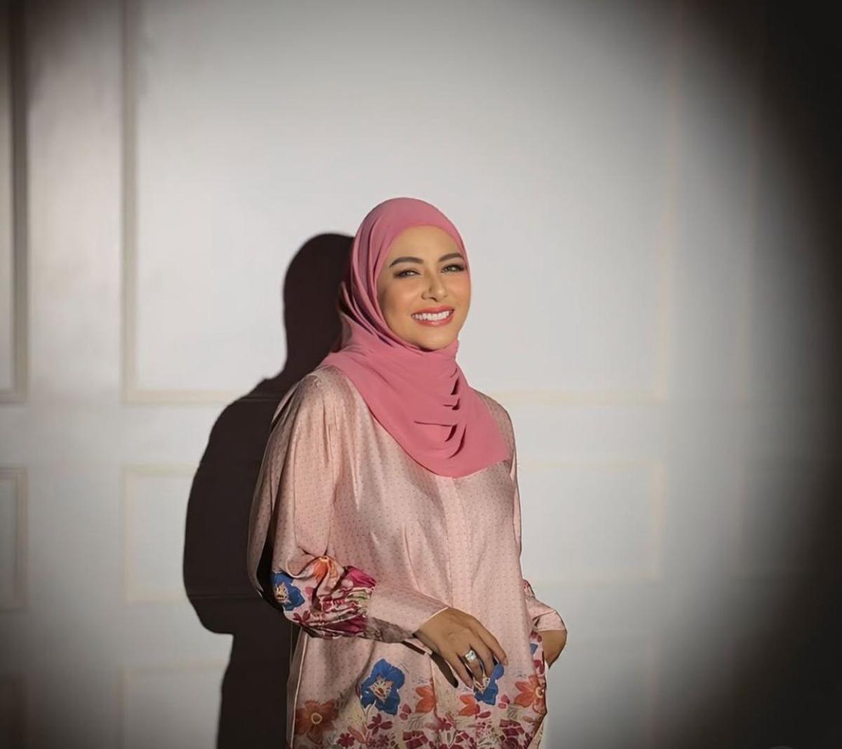 Potret Meisya Siregar Terbaru, Tampil Fresh dan Makin Berkelas dengan Hijab Pink Pastel