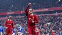 Pemain Liverpool, Federico Chiesa melakukan selebrasi setelah mencetak gol ke gawang Accrington Stanley pada laga lanjutan Piala FA 2024/2025 yang berlangsung di Anfield, Liverpool, Inggris, Sabtu (11/01/2025). (AP Photo/PA/Peter Byrne)
