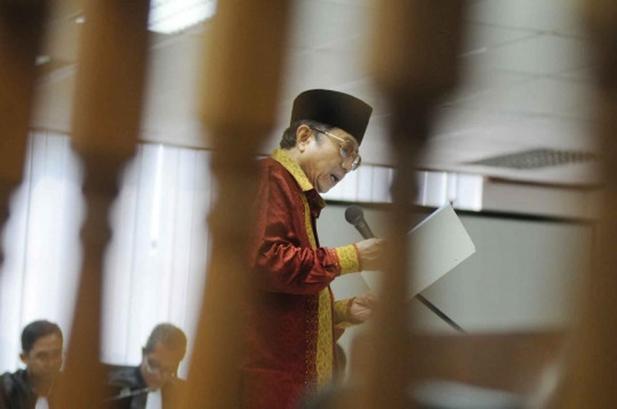 Waryono Karno bacakan nota pembelaan atas tuntutan JPU