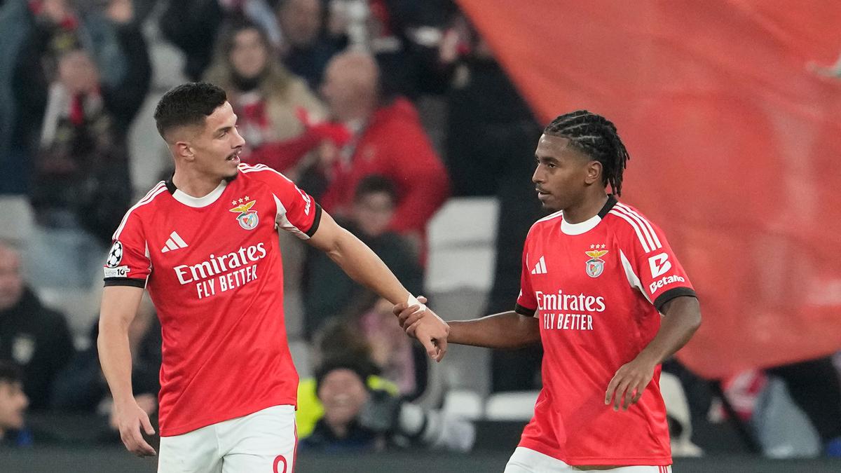 Benfica vs Napoli: The Eagles Menang 2-0, Mourinho Kalahkan Conte Lagi