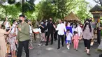 Presiden Joko Widodo beserta keluarga menghabiskan libur Lebaran di Provinsi Bali. Presiden beserta Ibu Iriana Joko Widodo mengajak anak beserta cucu melakukan wisata satwa di Bali Safari &amp; Marine Park, Kabupaten Gianyar, pada Kamis, 5 Mei 2022. (Foto: Lukas - Biro Pers Sekretariat Presiden)