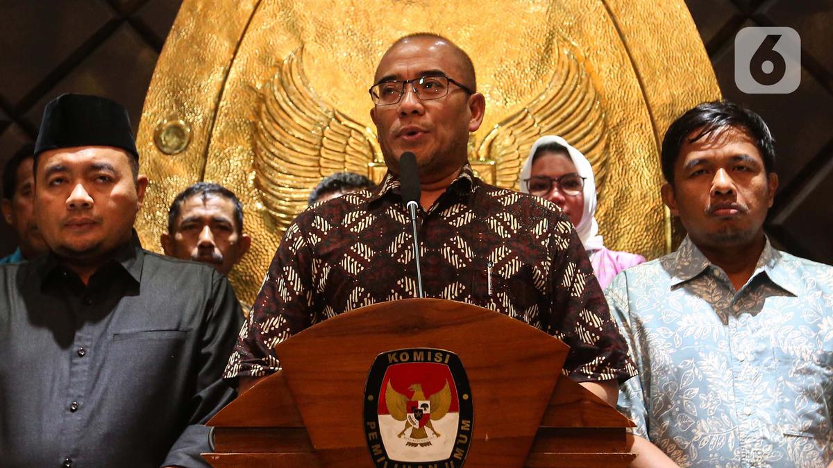 Komisi II DPR Pastikan Pemberhentian Ketua KPU Hasyim Asy'ari Tak Ganggu Proses Pilkada Berita Viral Hari Ini Minggu 7 Juli 2024