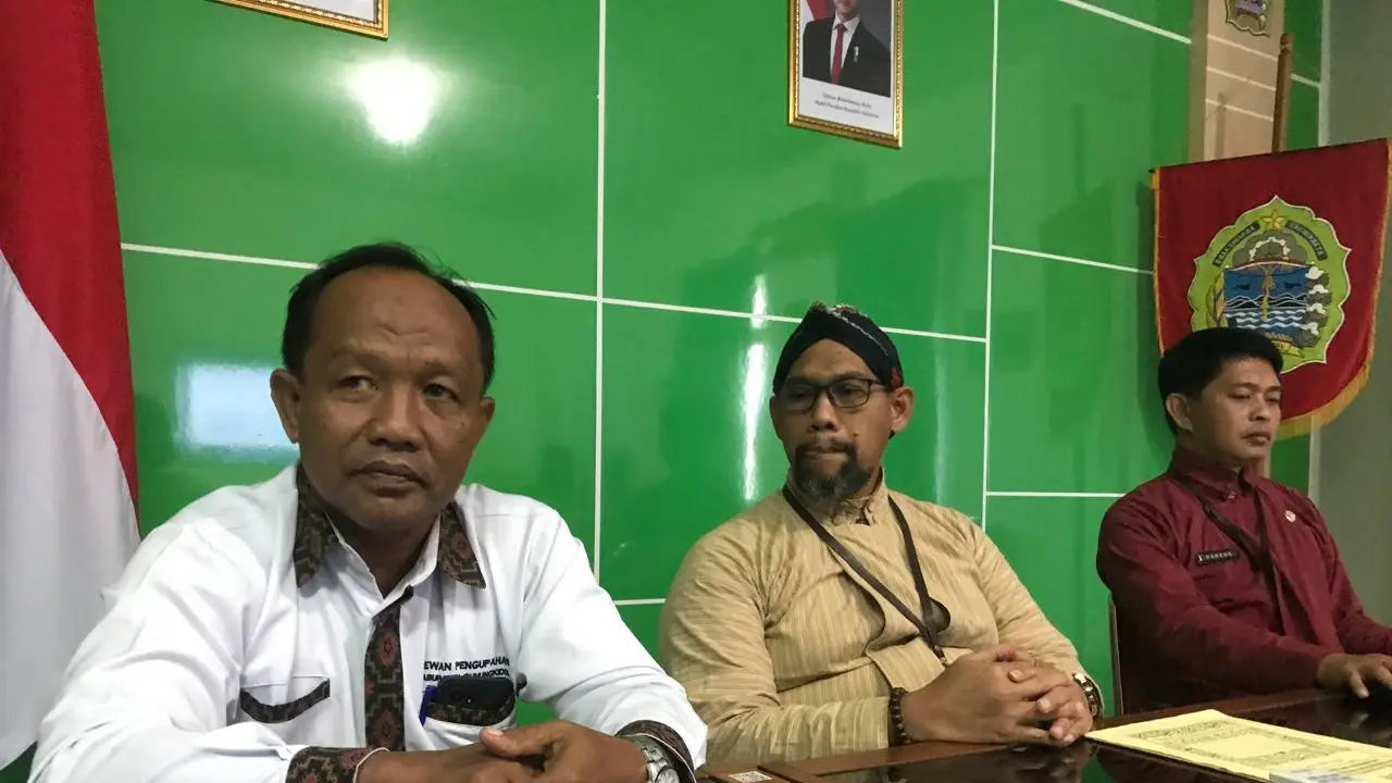 kepala dinas ukm, supartono Bersama ketua kspsi gunungkidul agus budi