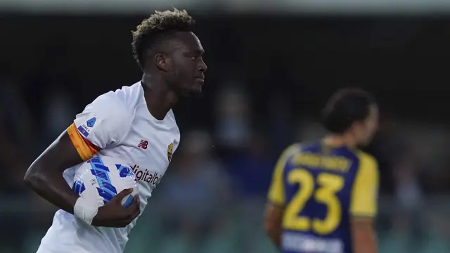 Foto: Di Luar Dugaan, AS Roma Asuhan Mourinho Alami Kekalahan Perdana di Liga Italia 2021 / 2022, dari Hellas Verona
