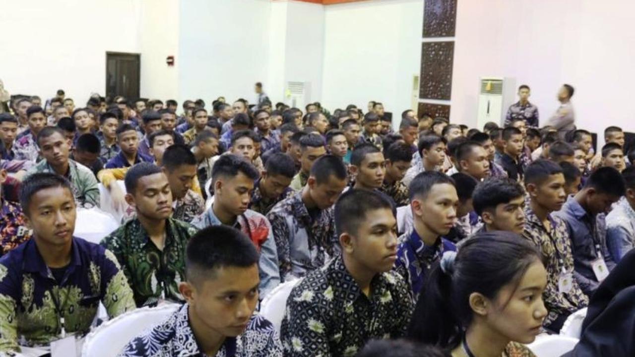 Pemkab Kukar Tingkatkan SDM Pemuda Lewat Pelatihan dan Binlat Sekolah Kedinasan