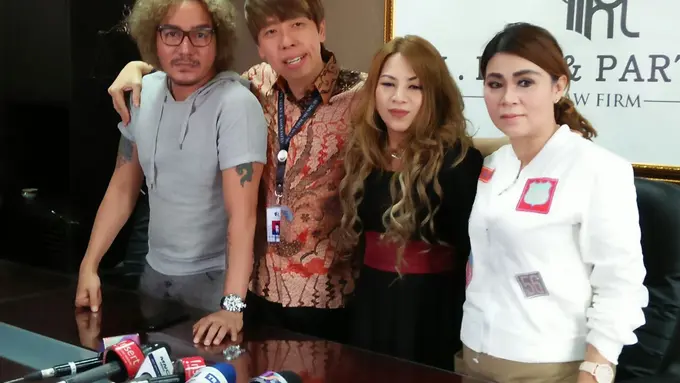 [Bintang] Ibu Evelyn