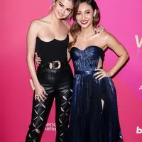 Selena Gomez mengejutkan semua orang ketika ia mengumumkan dirinya telah melakukan operasi transplantasi ginjal. Ia mendapatkan donor dari sahabatnya, Francia Raisa. (instagram/franciaraisa)