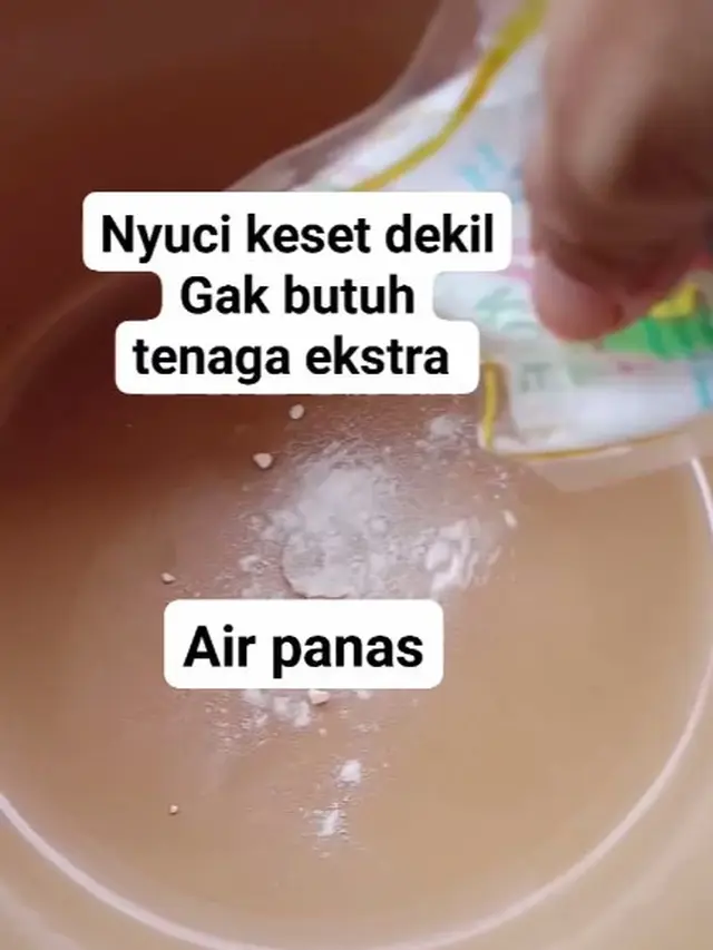 Cara Efektif Bersihkan Keset Sampai Kinclong Tanpa Detergen, Cukup Gunakan 2 Bahan Dapur