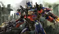 The most memorable Optimus Prime quotes. (Photo: Transformers: Dark of the Moon (2011) - Paramount Pictures)