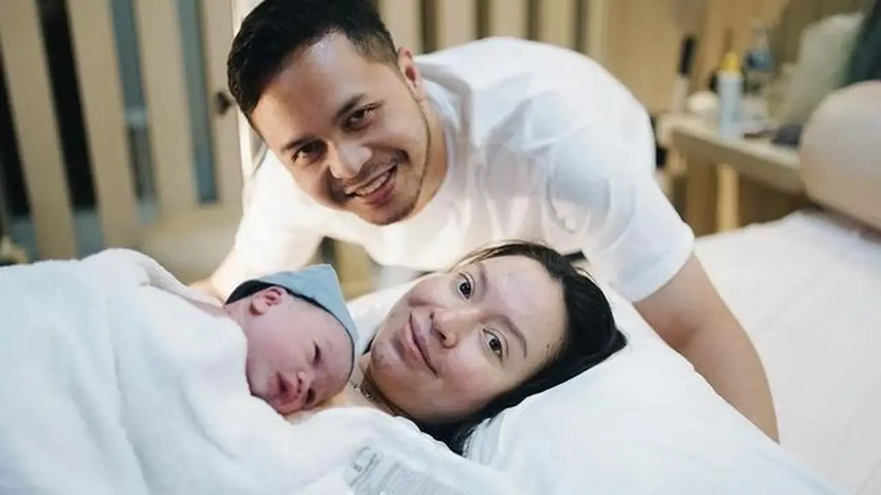 [Fimela] Karina Nadila dan Rangga