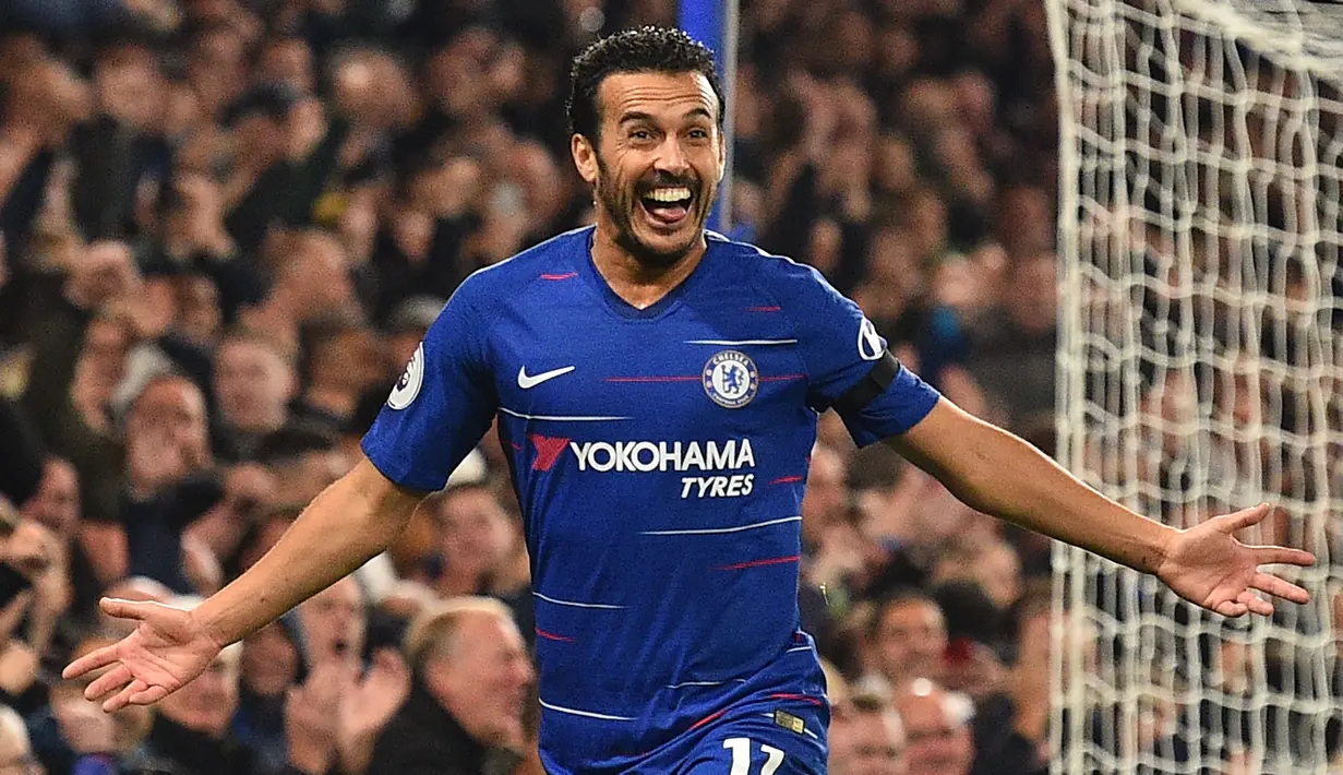 4. Pedro Rodriguez - Merasa kemampuannya tak dimaksimalkan Conte musim lalu membuat performa Pedro menurun. Namun musim ini mantan pemain Barcelona tersebut kembali menemukan permainan terbaiknya dibawah arahan Sarri. (AFP/Glyn Kirk)