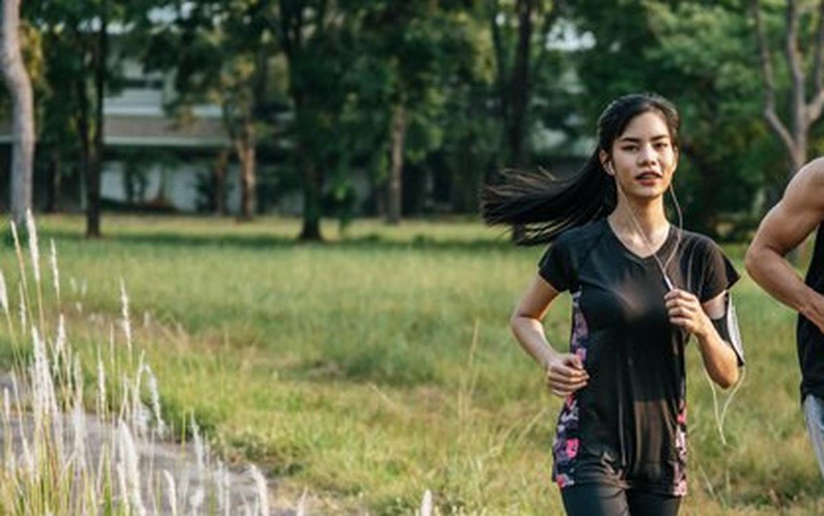 Ilustrasi olahraga lari, jogging