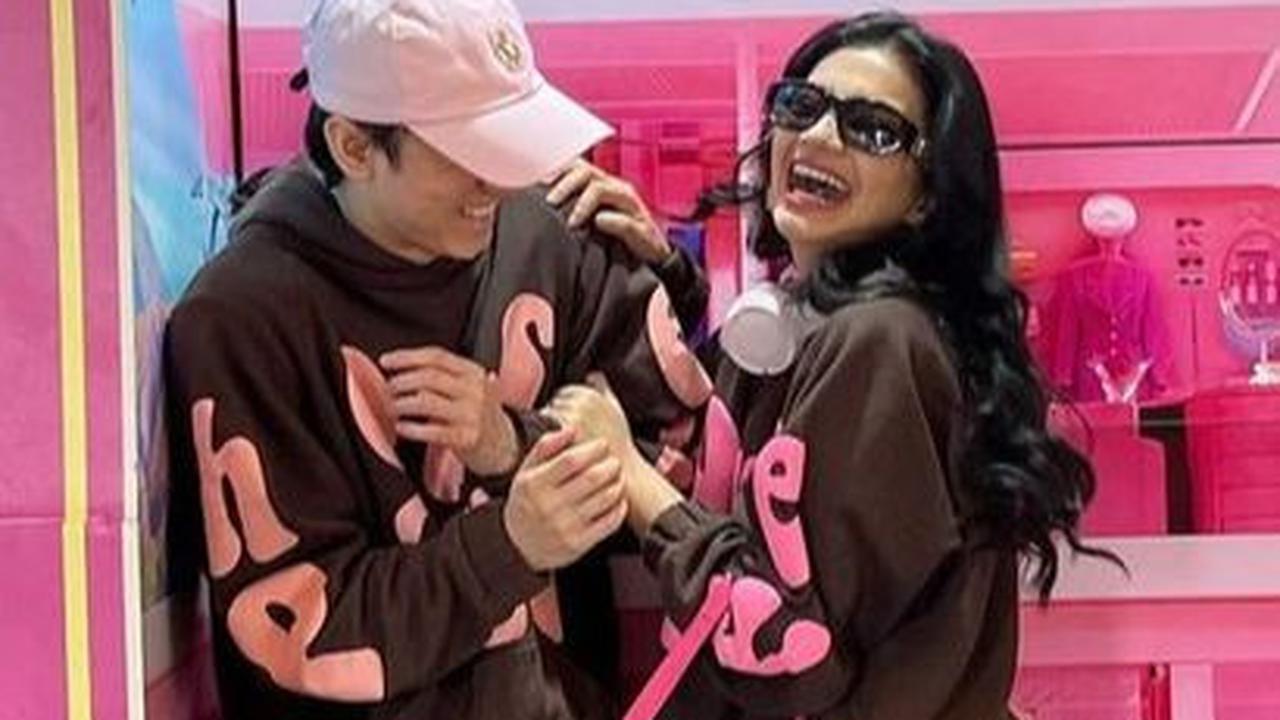 Karier Semakin Sukses, Simak Bagaimana 8 Potret Ratu Sofya Berkolaborasi Dalam Bisnis Fashion Dengan Pacarnya.