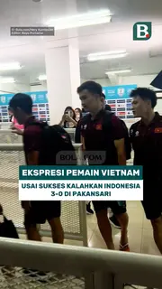 Ceria! Inilah ekspresi pemain Timnas Vietnam usai kalahkan Timnas Indonesia 3-0 di Stadion Pakansari