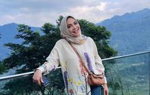 Potret Rieta Amalia Beri Kejutan Ulang Tahun ke-17 untuk Gavrel Sang Anak Angkat, Tak Lupa Berikan Doa Tulus