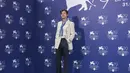 Harry Styles berpose selama sesi pemotretan untuk film "Don't Worry Darling" selama Venice Film Festival 2022 ke-79 di Venesia, Italia (5/9/2022). (Photo by Joel C Ryan/Invision/AP)