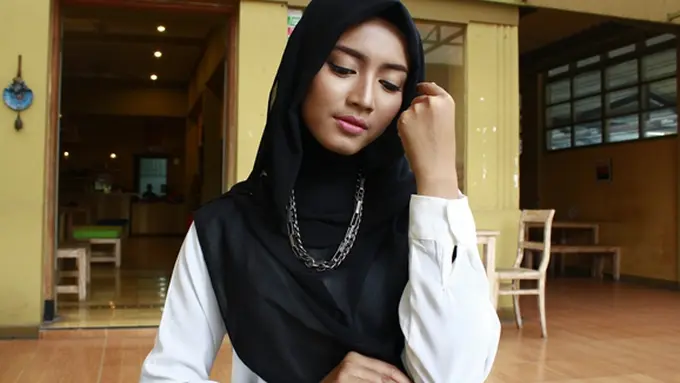 Foto: copyright Unpopulart - Rifa Arhas