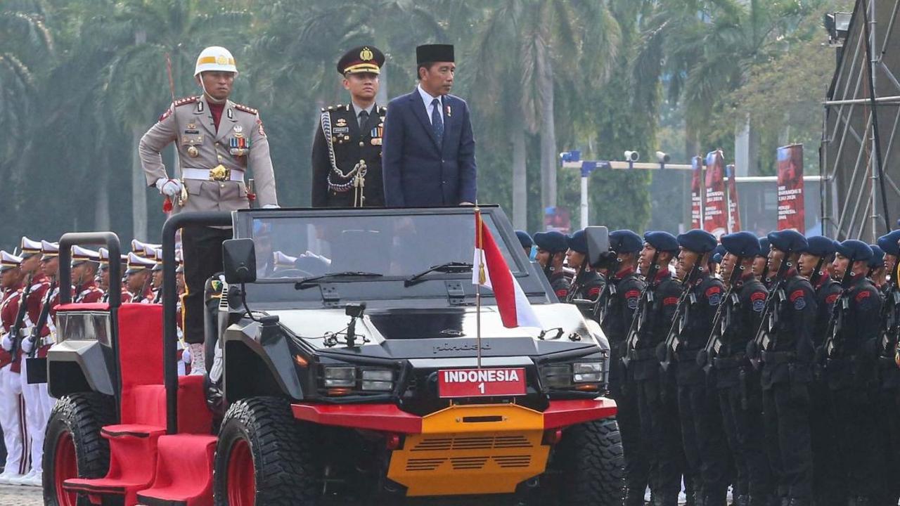 VIDEO: Presiden Jokowi "Rakyat Melihat Gerak-gerik Tindak-tanduk Polri"