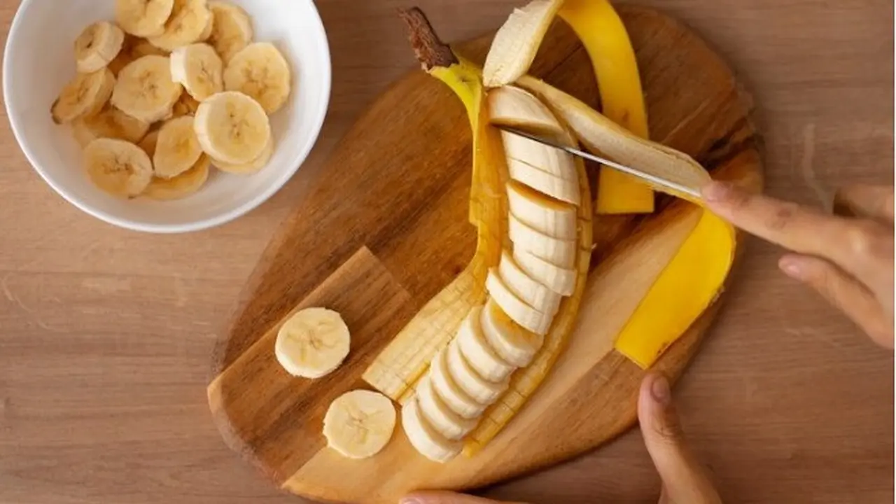 Buah pisang (Sumber: freepik.com)