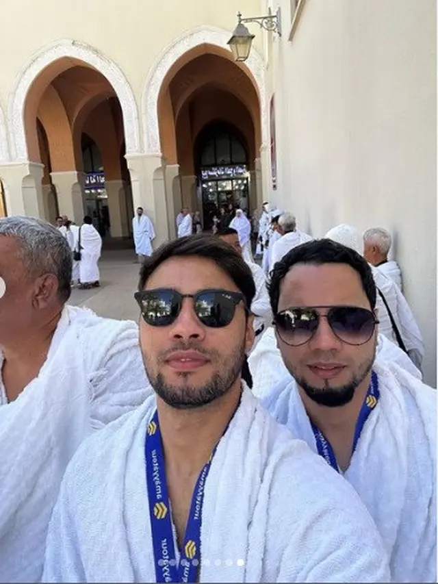 Refal Hady jalani ibadah umrah (Foto: Instagram refalhady)