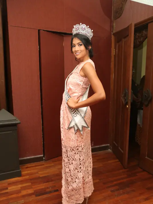 Anindya akan bertandang ke Amerika pada tanggal 26 November 2015 mendatang. Wanita berparas cantik ini pun siap maju membawa nama Indonesia di ajang Miss Universe 2015. (Andy Masela/Bintang.com)