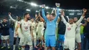 Aksi heroik Berke Ozer memastikan Lille pulang dengan tiga poin sekaligus memperkuat reputasinya sebagai salah satu kiper berbakat Eropa musim ini. (AP Photo/Andrew Medichini)