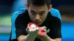  Atlet Tenis Meja asal Taiwan, Chen Chien-An bersiap memukul bola saat bertanding melawan Zhi Wen Dia dari Spanyol pada putaran kedua cabang tenis meja tunggal putra Olimpiade Rio 2016 di Rio de Janeiro, Brasil, (7/8). (REUTERS/Alkis Konstantinidis)