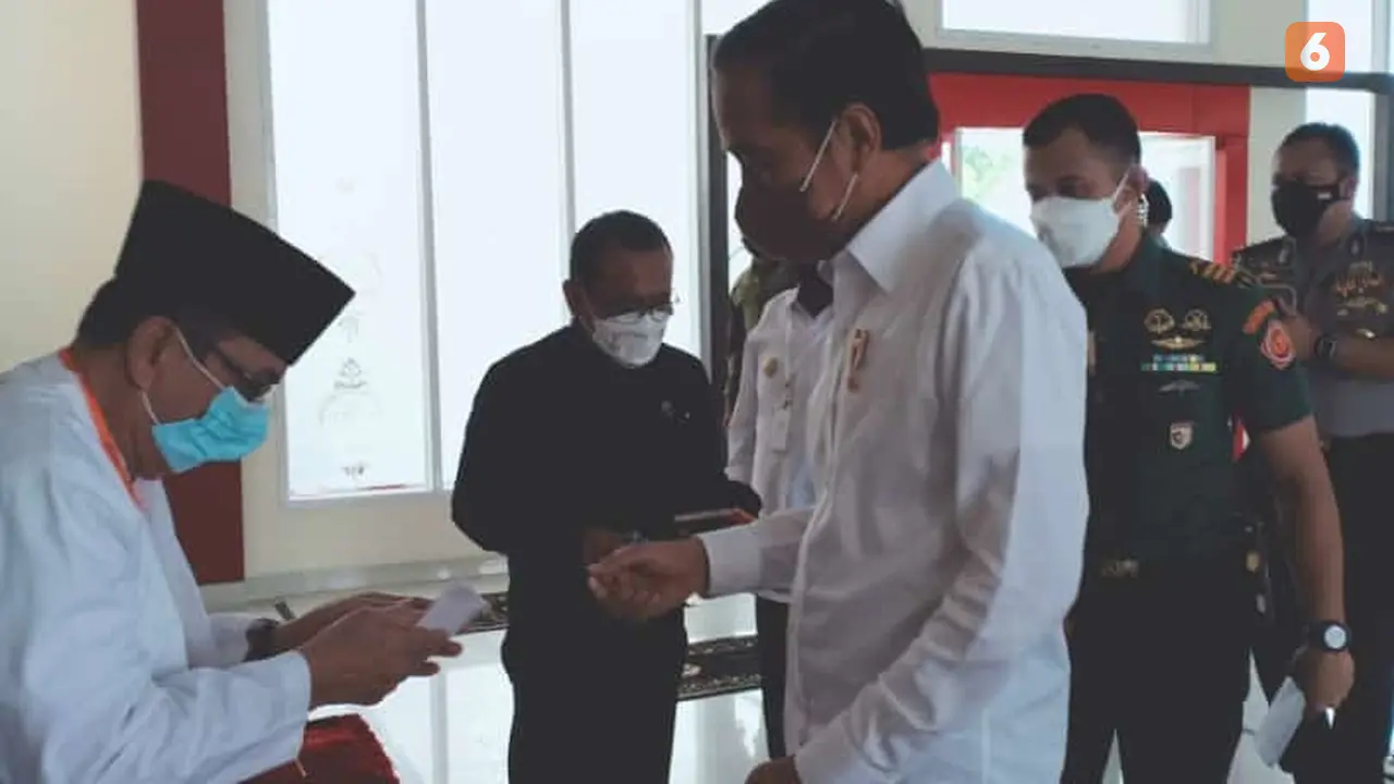 momen Jokowi meminta naskah khotbah Salat Jumat dari khatib