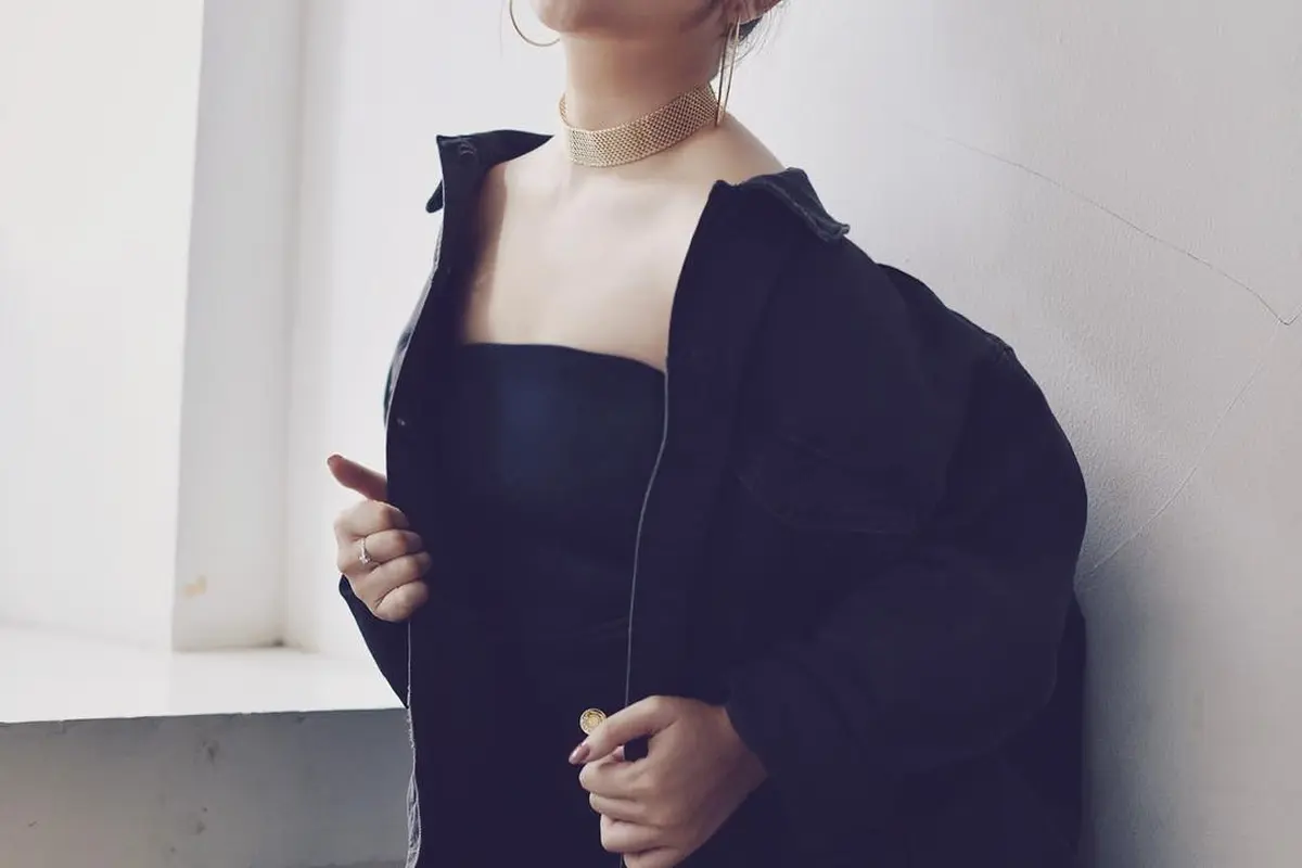 [Bintang] Off-Shoulder Lagi Hits, Cek Gaya Prilly Latuconsina & 4 Seleb Ini