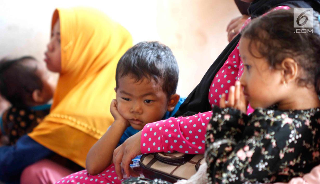  FOTO  Melihat Kondisi Anak  Anak  Kurang  Gizi  di Pandeglang 